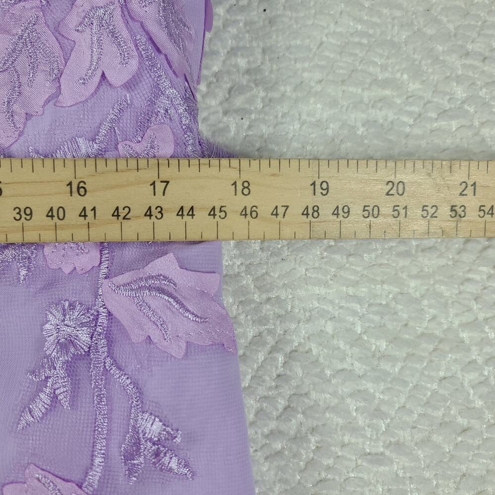 Formal Lace floral applique off shoulder gown w/Cape Lilac Wedding Size 16W - Picture 9 of 13